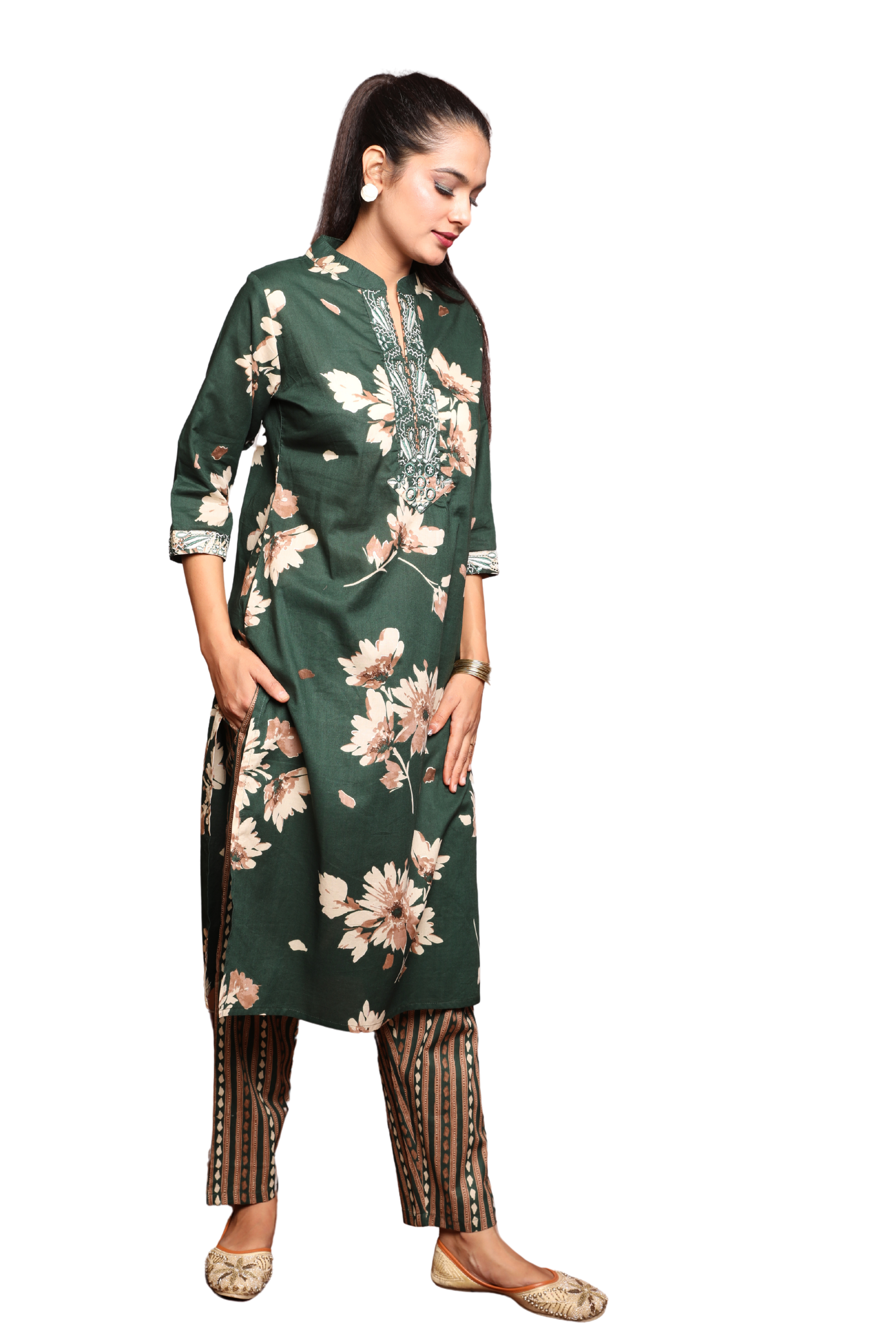Women’s 2-Piece Ethnic Set with Nehru Collar, Embroidered Neckline & Foil Print – Big Floral Print with Pocketed Pants